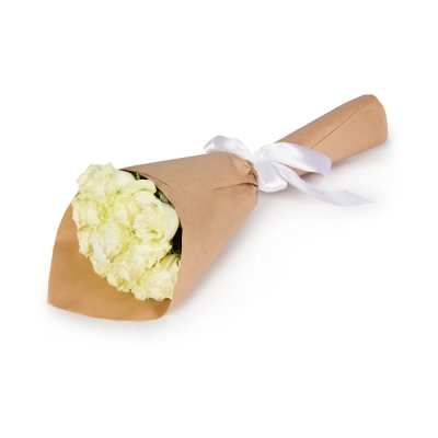 Букет из белых роз в крафте Белая Калитва Ростовская область