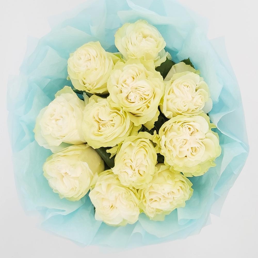 Букет «Кружевное облачко» – 11 белоснежных роз в нежной упаковке Белая Калитва Ростовская область